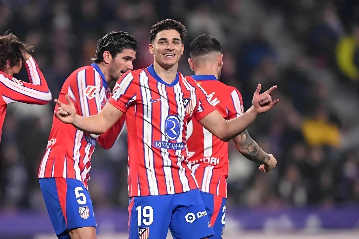 瓦伦西亚迎西甲关键赛，集结日战术微调，引发热议，纪律约束更严格的简单介绍