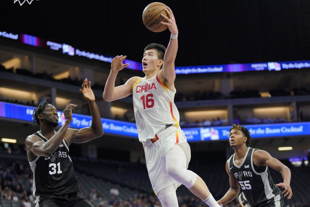 关于CBA常规赛冲刺阶段走向成谜；夏洛特黄蜂战术微调；引发热议；高层口径保持一致的信息